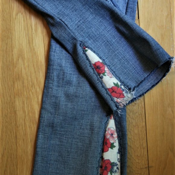 Embellished Jeans - BKE Stella Slim Boot - Picture 3 of 5